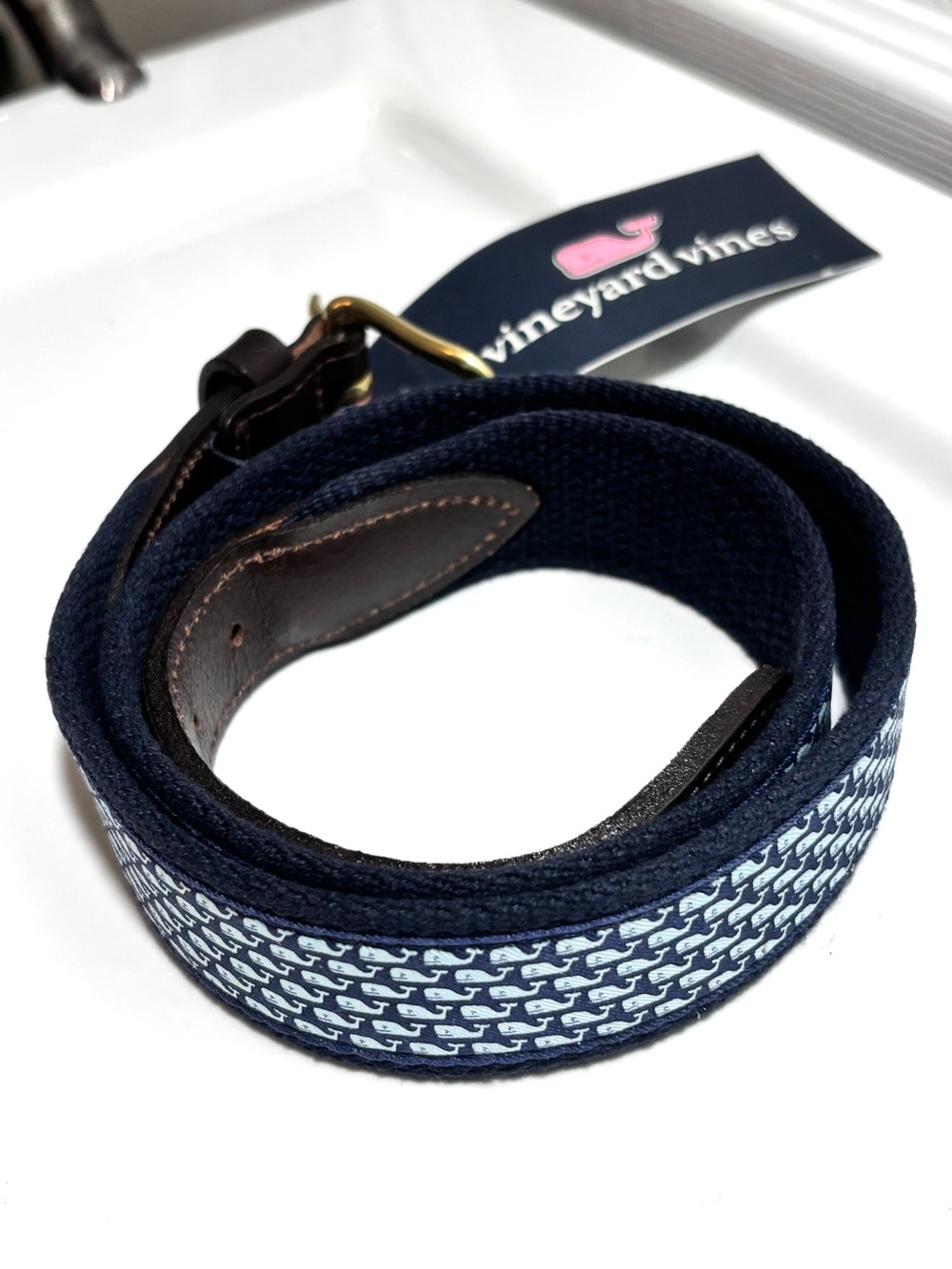 NEW Vineyard Vines Golf Belt Mens Size 30 Blue Whale Monogram Brown Leather USA